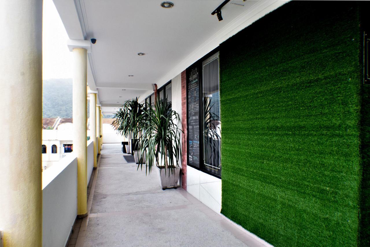 Zen Rooms Eden Parade Tanjung Bungah  Exterior photo